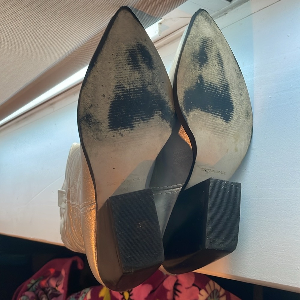 Steve Madden Silver Cowboy Boots - Picture 12 of 12
